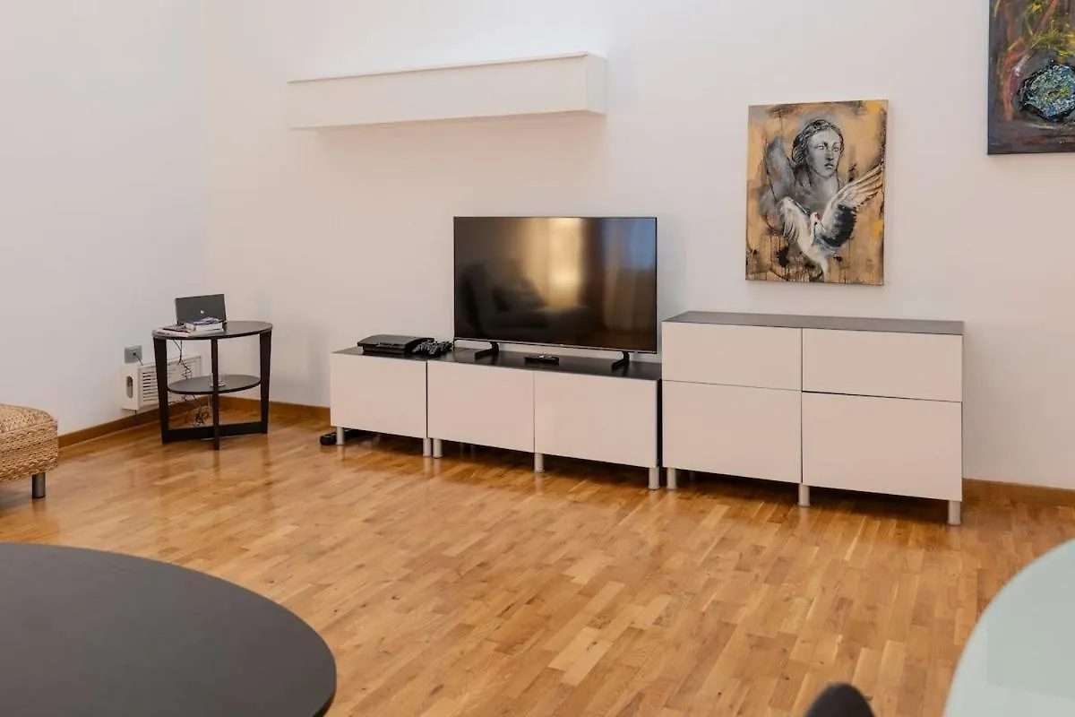 Restart Accommodations - Dea Roma Italien