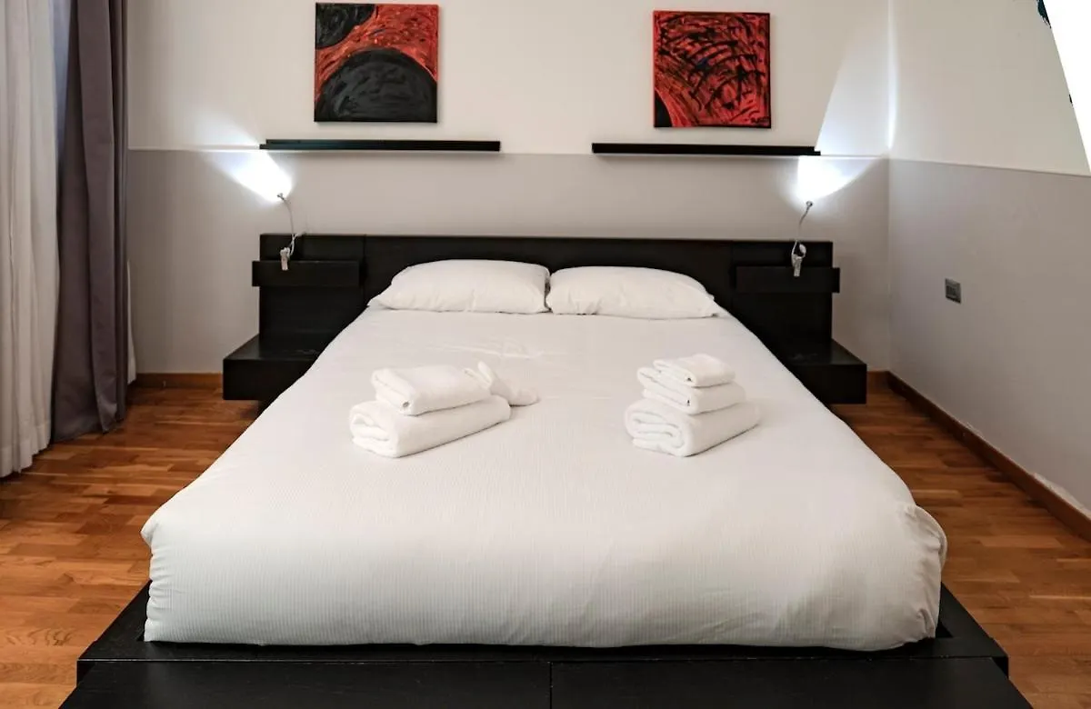 Restart Accommodations - Dea Roma 0*, Rome