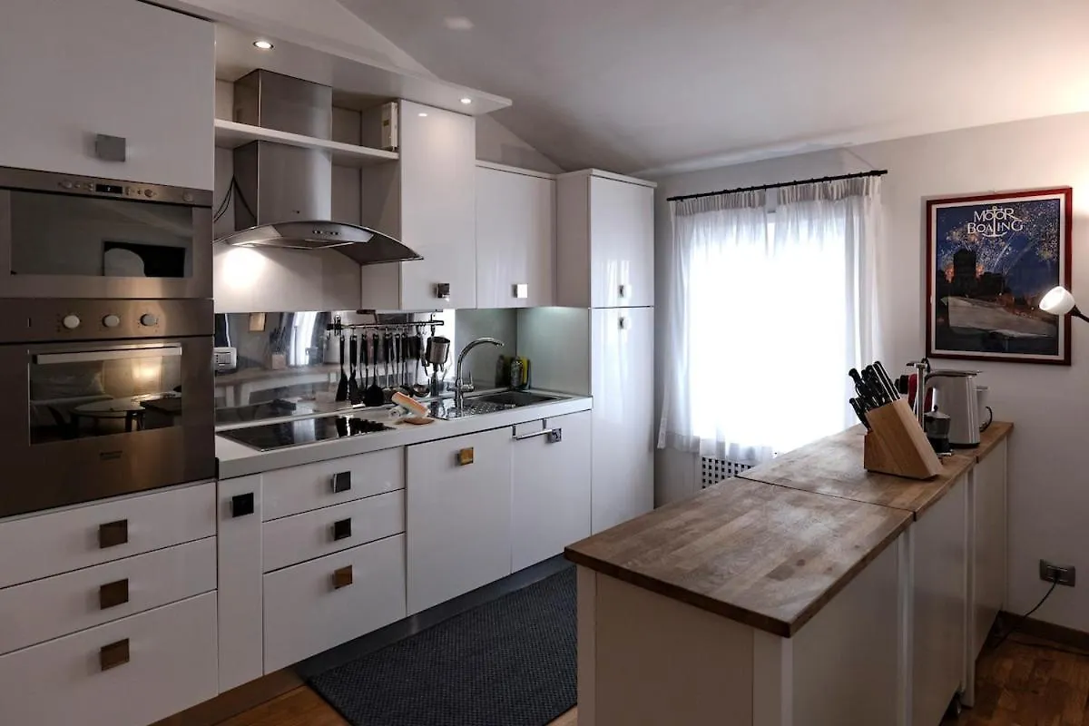 Restart Accommodations Dea Roma Apartment Rome